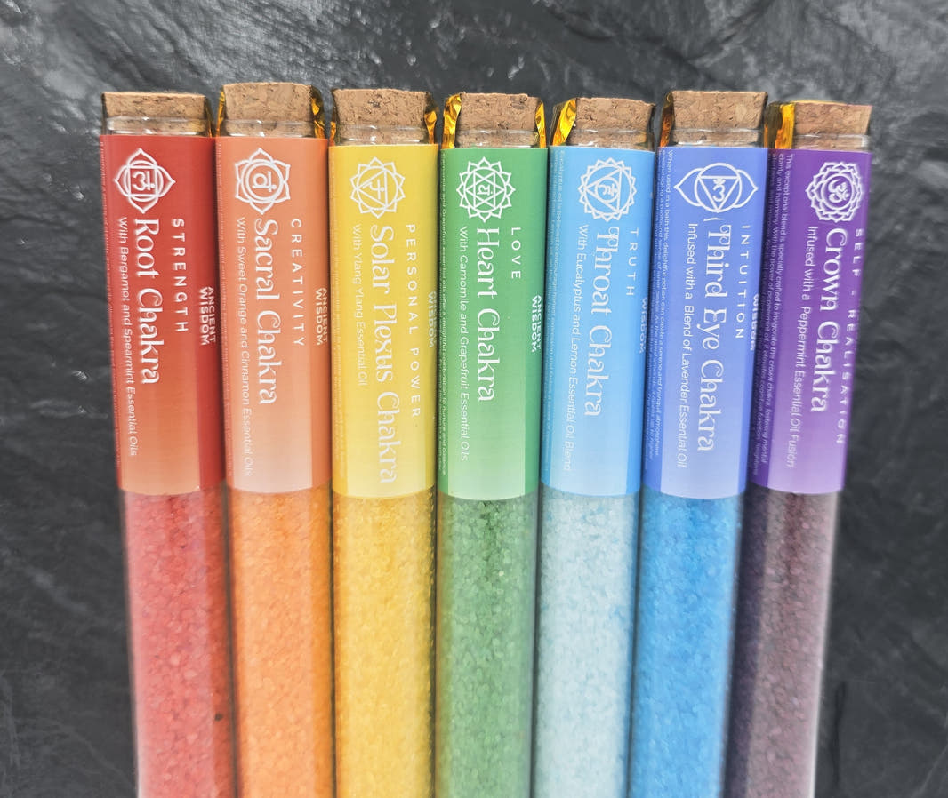 Badesalz Geschenk-Set 7 dekorative Fläschchen 7 Chakra 40 g Badezusatz