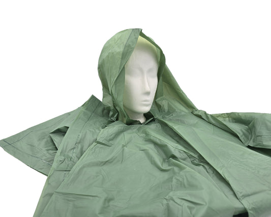 Regenponcho Grün Kapuze – Langlebiger & Wiederverwendbarer Outdoor Poncho PVC