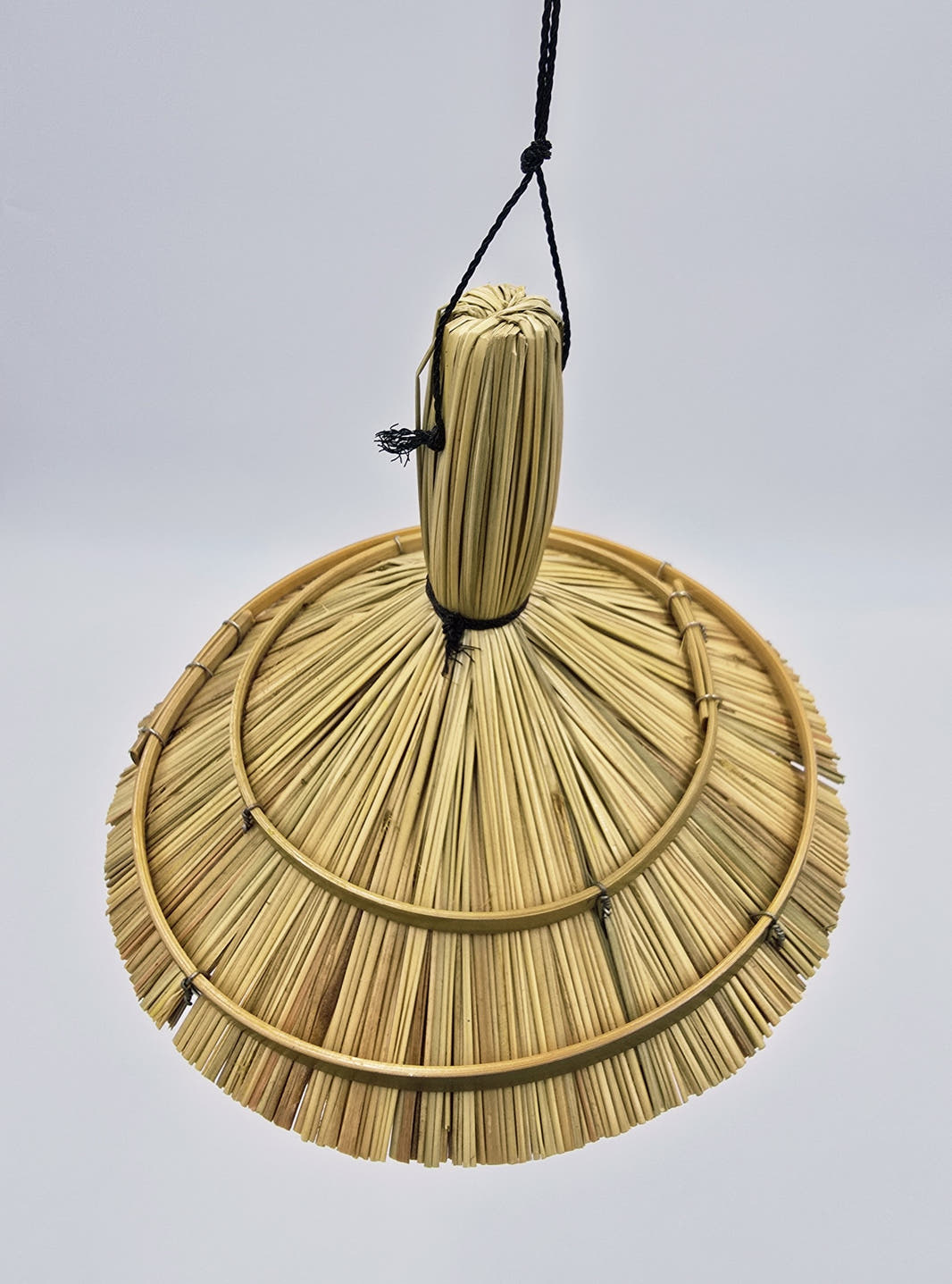 Bird box seagrass and bamboo hanging feeder 17x17 cm shelter bird house