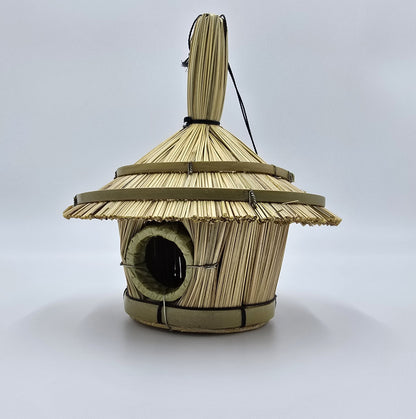 Vogelbox Seegras und Bambus hängend Futterhaus 17x17 cm Unterschlupf Vogelhaus