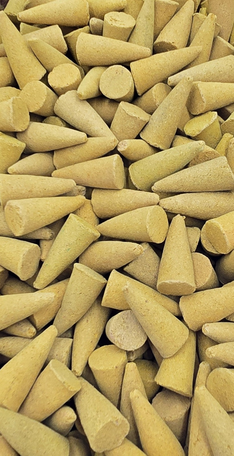 50 x Räucherkegel mit Citronella Duft für Innen Garten Outdoor Yoga Zitronengras