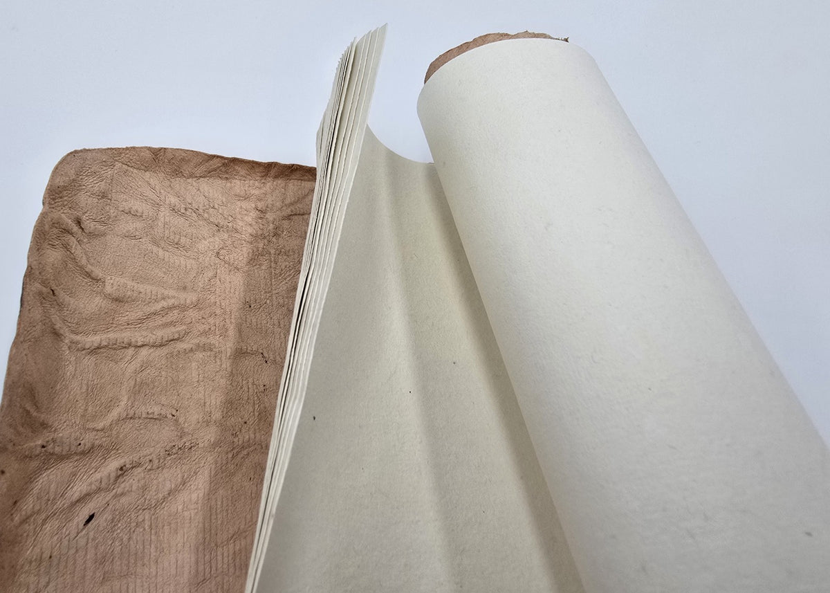 Leather diary, rolled, retro, black, 96 sheets, 21 x 15 cm, travel journal, notebook, sketchbook