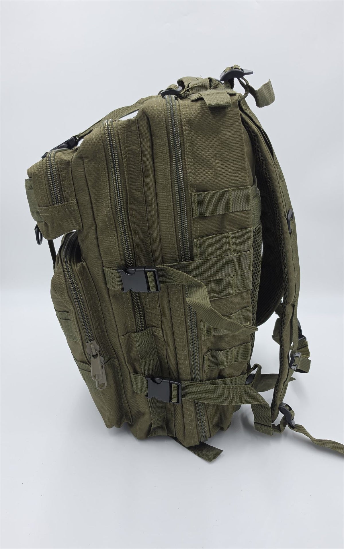 Army-style backpack, 20 liters, camouflage, German Army style, water-repellent, olive green camouflage pattern