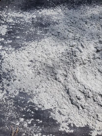 Rock flour from Franconia, diabase, mineral fertilizer, soil activator, dust bath for poultry