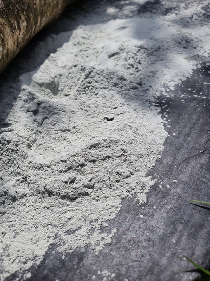 Rock flour from Franconia, diabase, mineral fertilizer, soil activator, dust bath for poultry